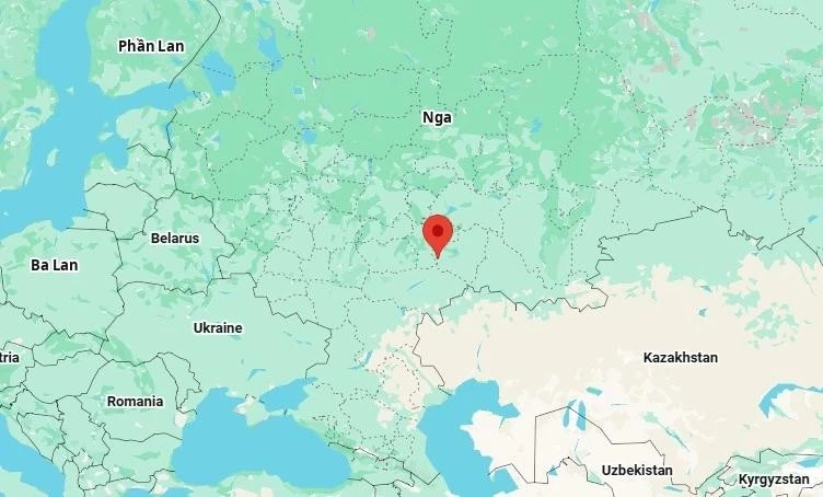 Vị trí Ukraine và thành phố Syzran (chấm đỏ) của Nga. Đồ họa: Google Maps