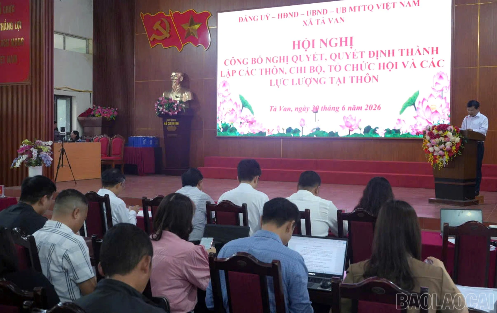 baolaocai-br_quang-canh-hoi-nghi.jpg