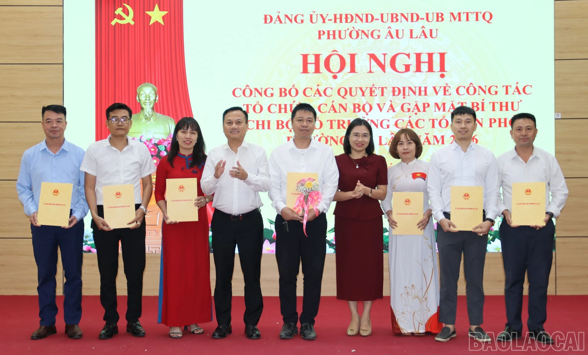baolaocai-br_lanh-dao-phuong-trao-quyet-dinh-thanh-lap-phong-kinh-te-va-ha-tang-anh-thanh-nghi-34.jpg