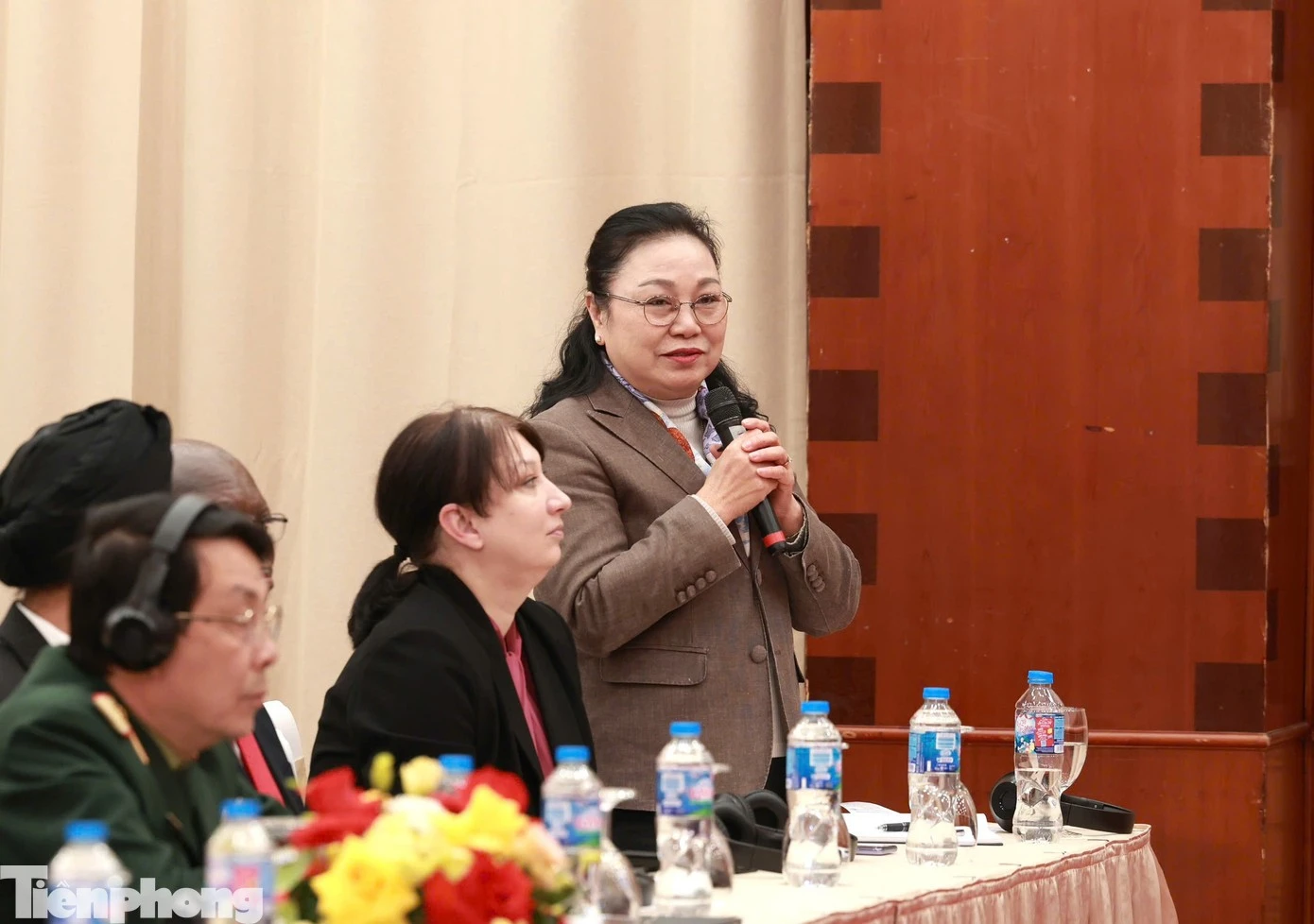 Đại sứ Lào tại Việt Nam Khamphao Earthavanh.