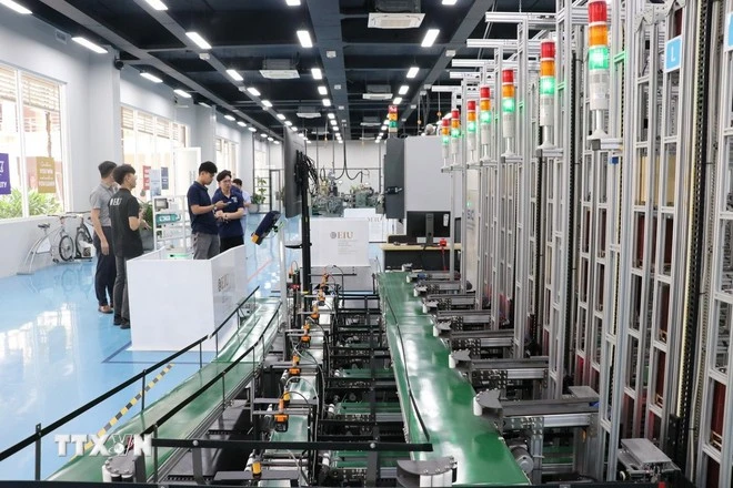 Trung tâm đổi mới sáng tạo Công nghiệp 4.0 (IIC) thuộc Trường Quốc tế Miền Đông (Eastern International University) tỉnh Bình Dương - nơi đào tạo nhân lực chất lượng cao.