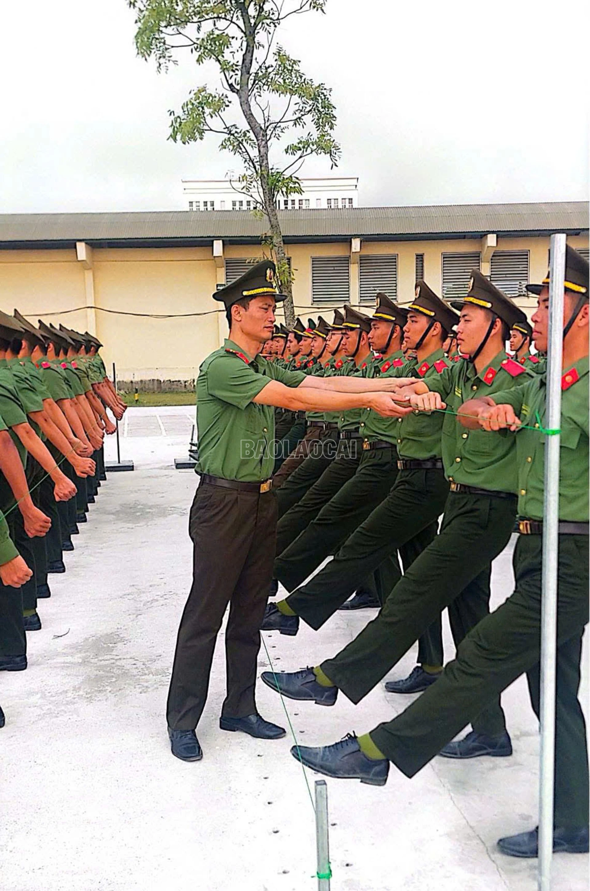 baolaocai-c_31-8-canh-sat3.jpg
