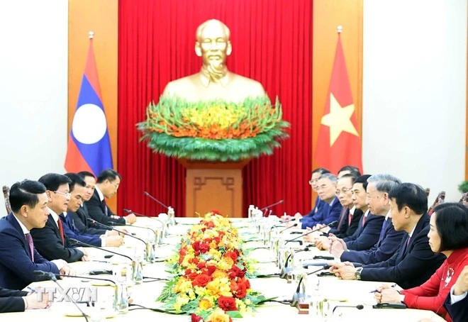 Sáng 2/9/2025, tại Trụ sở Trung ương Đảng, Tổng Bí thư Tô Lâm hội kiến Tổng Bí thư, Chủ tịch nước Thongloun Sisoulith và Đoàn đại biểu Lào sang Việt Nam dự Lễ kỷ niệm 80 năm Cách mạng Tháng Tám và Quốc khánh 2/9.