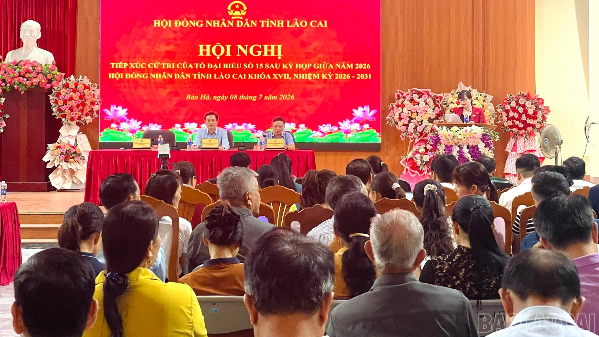 baolaocai-br_tiep-xuc1.jpg