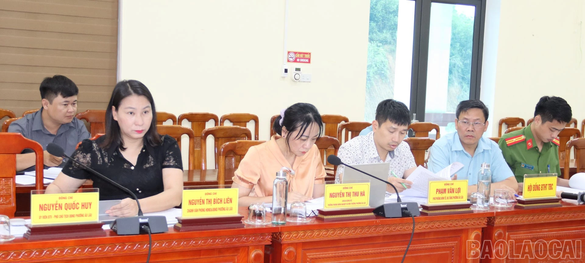 baolaocai-br_cac-dai-bieu-tham-du-hoi-nghi-anh-thanh-nghi-3.jpg