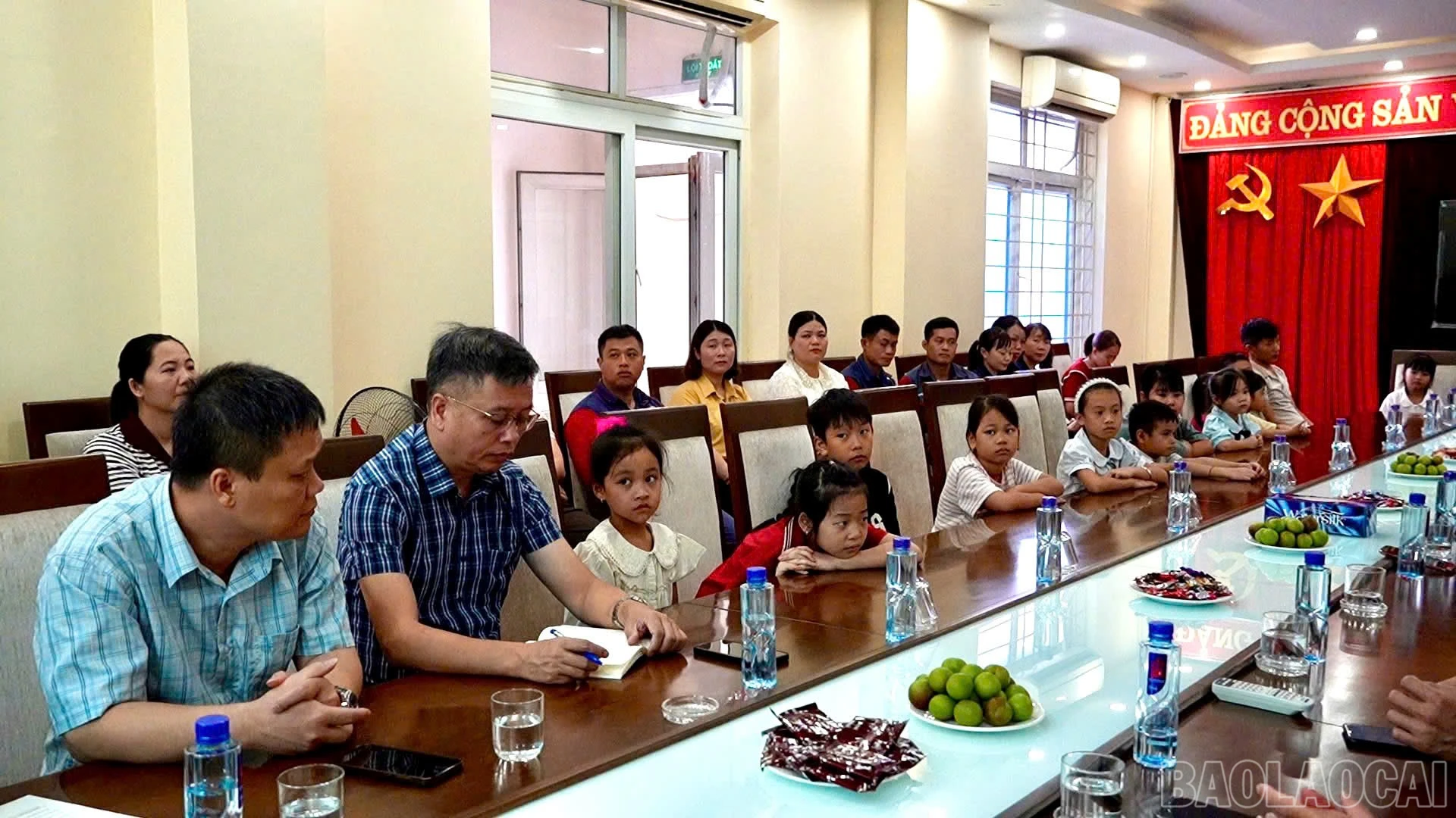 baolaocai-br_dai-bieu-du-chuong-trinh-2.jpg