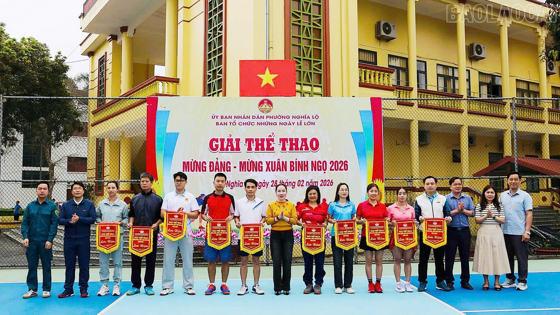 baolaocai-tr_trao-co.jpg