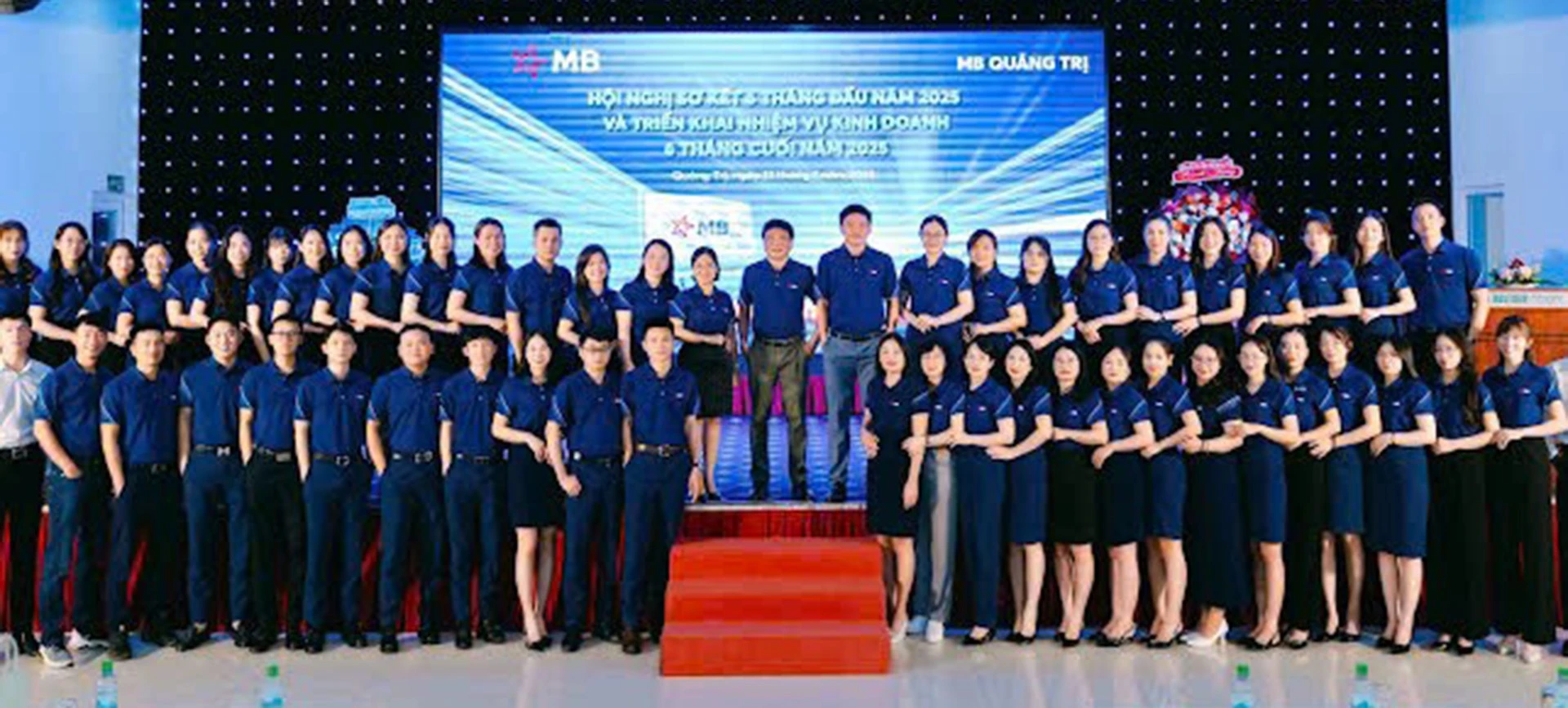 28-11-qc5.jpg