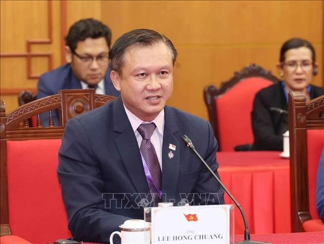 Ông Lee Hong Chuang, Đại biểu Quốc hội đại diện Đảng Hành động Nhân dân Singapore (PAP) phát biểu.