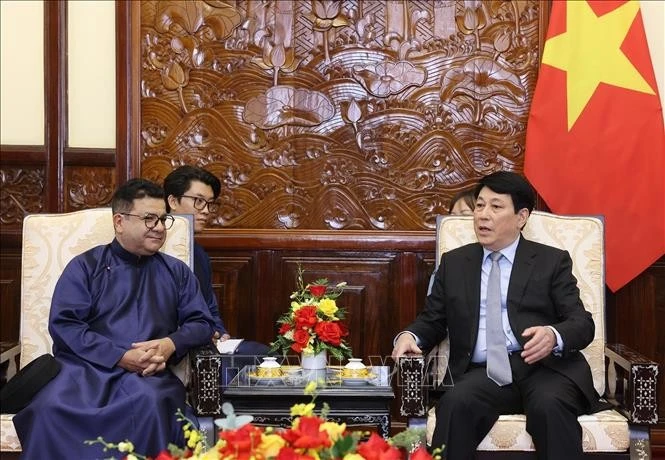 Chủ tịch nước Lương Cường tiếp Đại sứ Chile Sergio Narea Guzman.