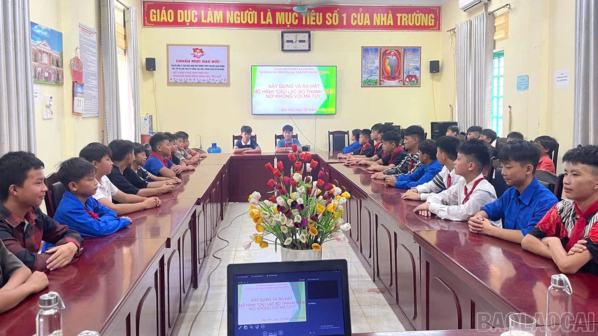 Quang cảnh buổi lễ.