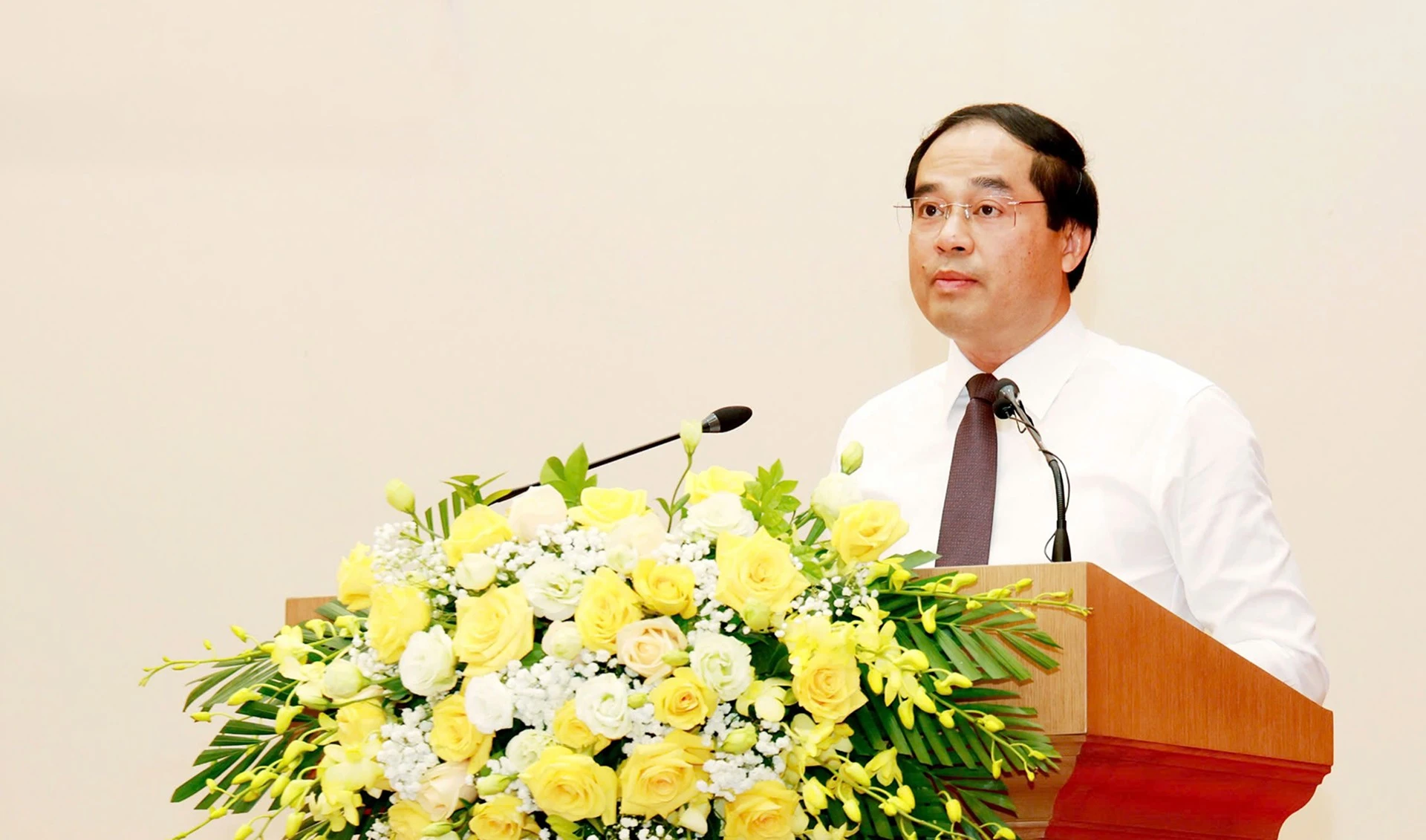 19-9-ong-truong111111.jpg