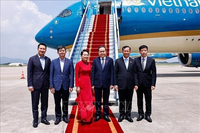 Lễ tiễn Chủ tịch Quốc hội Trần Thanh Mẫn và Phu nhân tại Sân bay Quốc tế Nội Bài, Hà Nội.