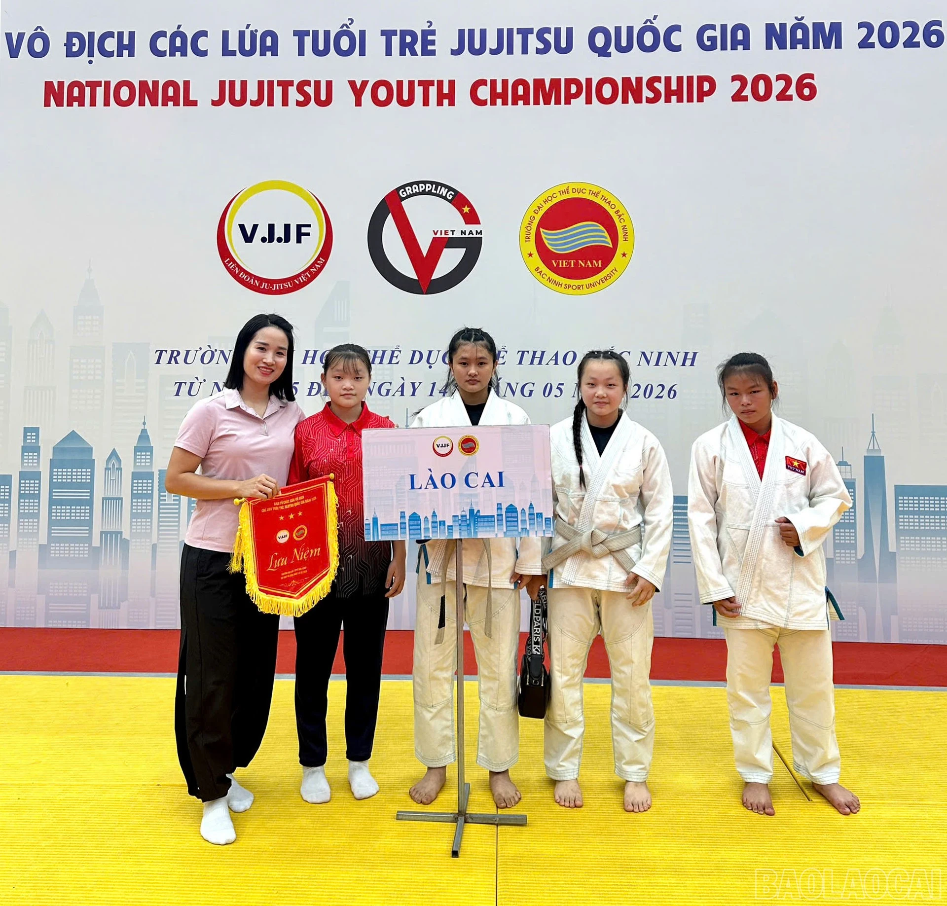 baolaocai-br_giai1.jpg