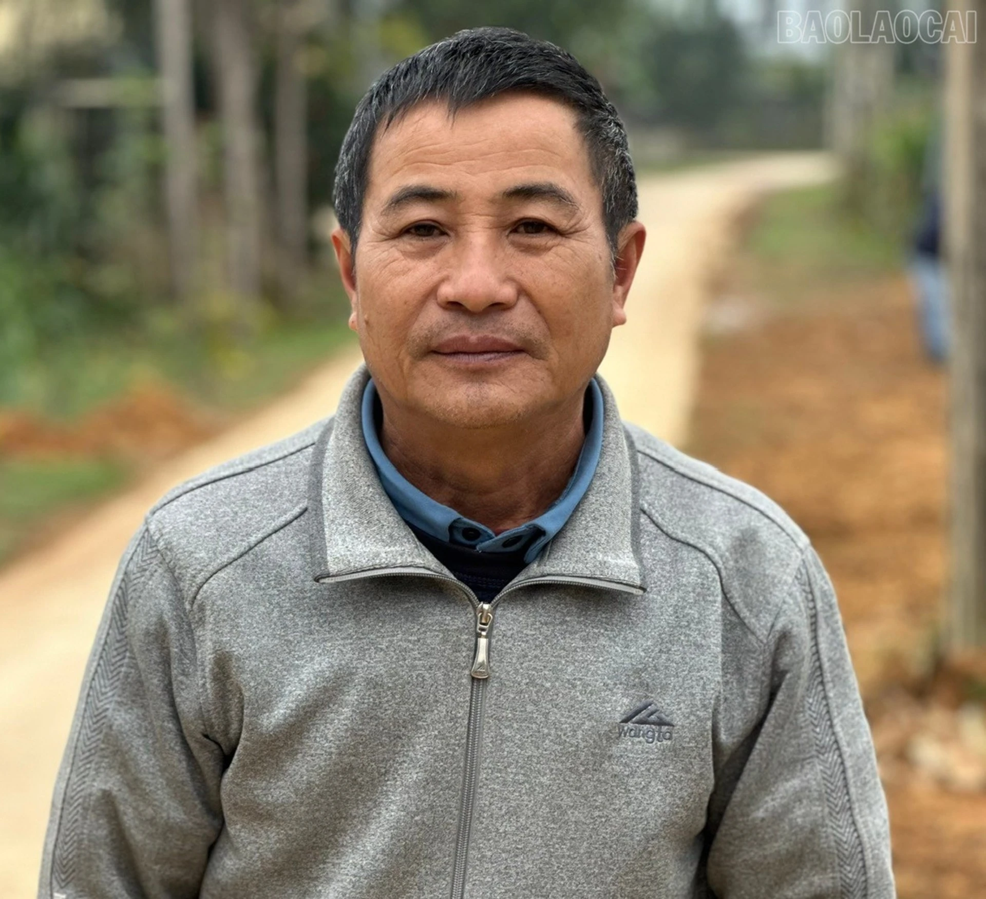 10-1-ongluan.jpg