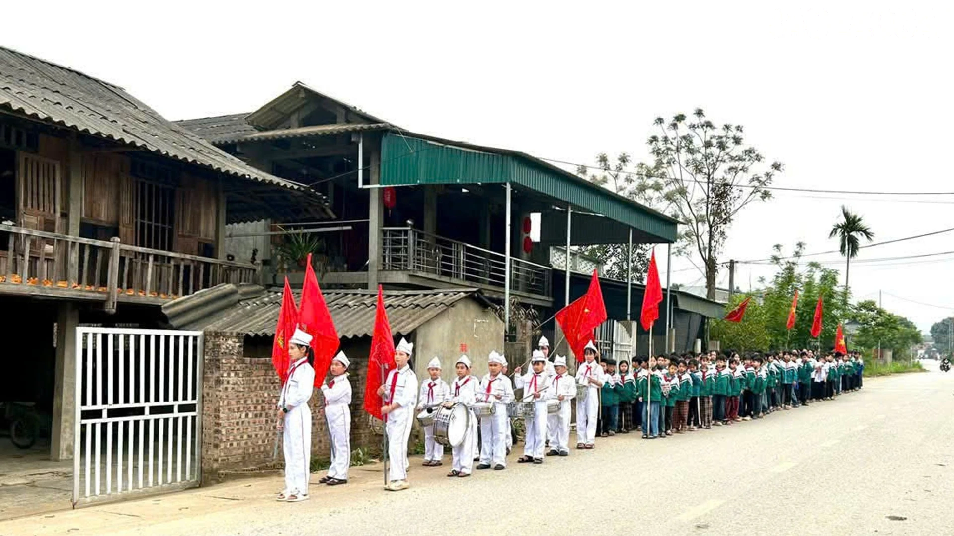 baolaocai-tr_trungtam6.jpg