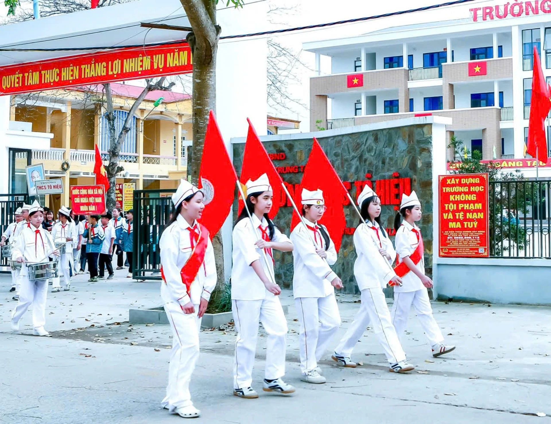 baolaocai-tr_trungtam3.jpg