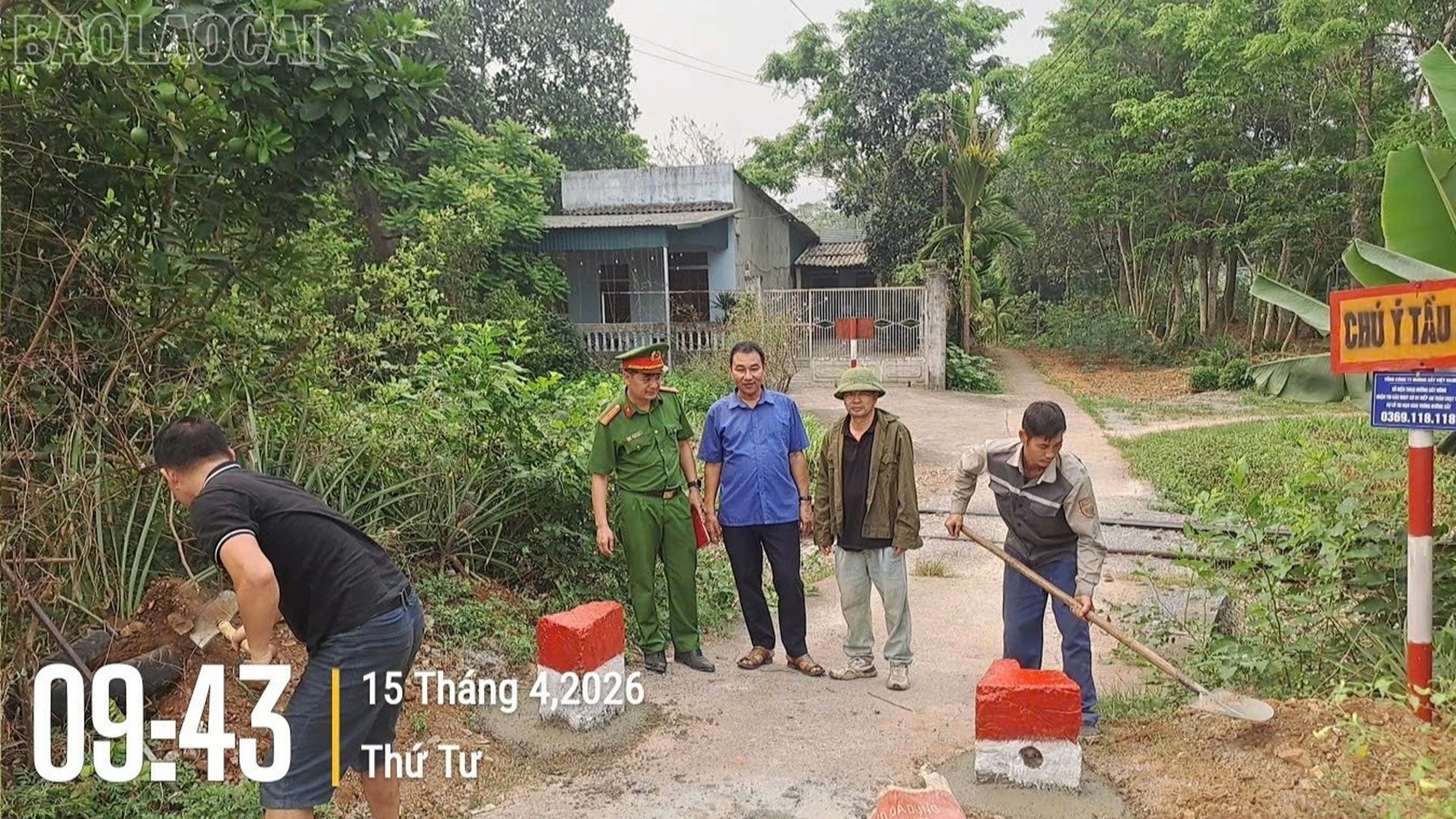 17-4-duong-sat.jpg