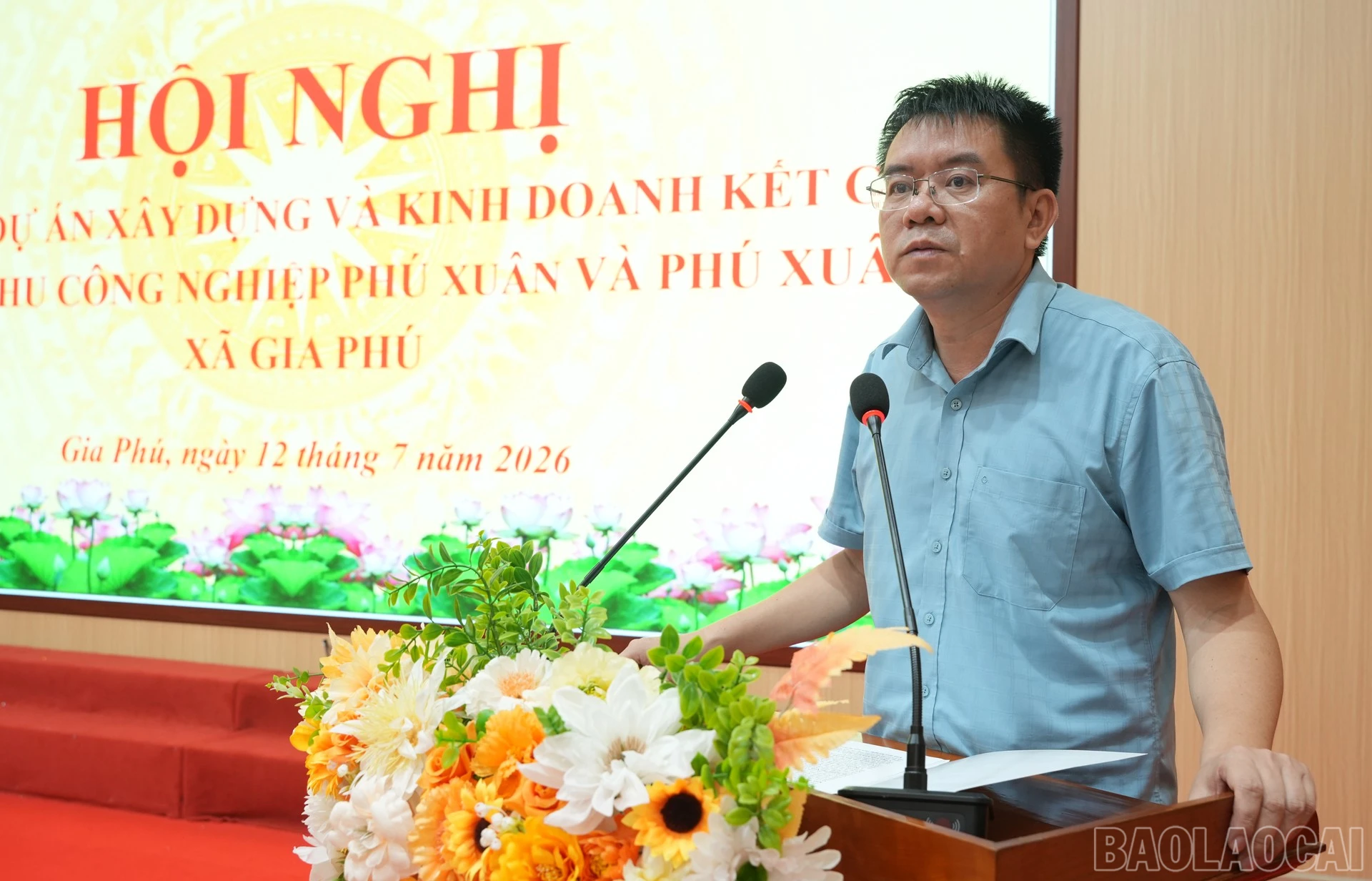 baolaocai-br_dc-nguyen-duc-binh-chu-tich-ubnd-xa-gia-phu-phat-bieu-tai-hoi-nghi.jpg