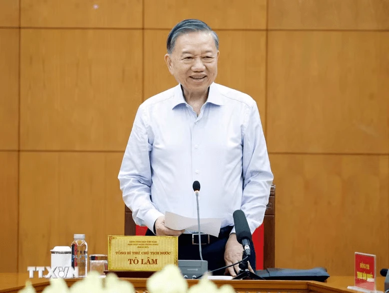 Tổng Bí thư, Chủ tịch nước Tô Lâm phát biểu tại buổi làm việc với đại diện Đảng ủy Chính phủ và các cơ quan liên quan về công tác phòng, chống bão, lũ, thiên tai cực đoan và biến đổi khí hậu từ nay đến hết năm 2026. Ảnh: TTXVN