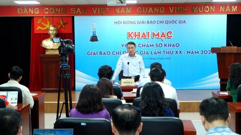 Ông Nguyễn Đức Lợi, Phó Chủ tịch thường trực Hội Nhà báo Việt Nam, Phó Chủ tịch thường trực Hội đồng Giải Báo chí Quốc gia, Chủ tịch Hội đồng sơ khảo phát biểu tại Lễ khai mạc vòng chấm sơ khảo Giải báo chí Quốc gia lần thứ XX năm 2025.