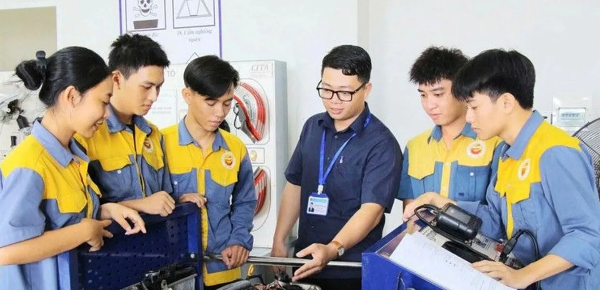 28-9-day-nghe.jpg