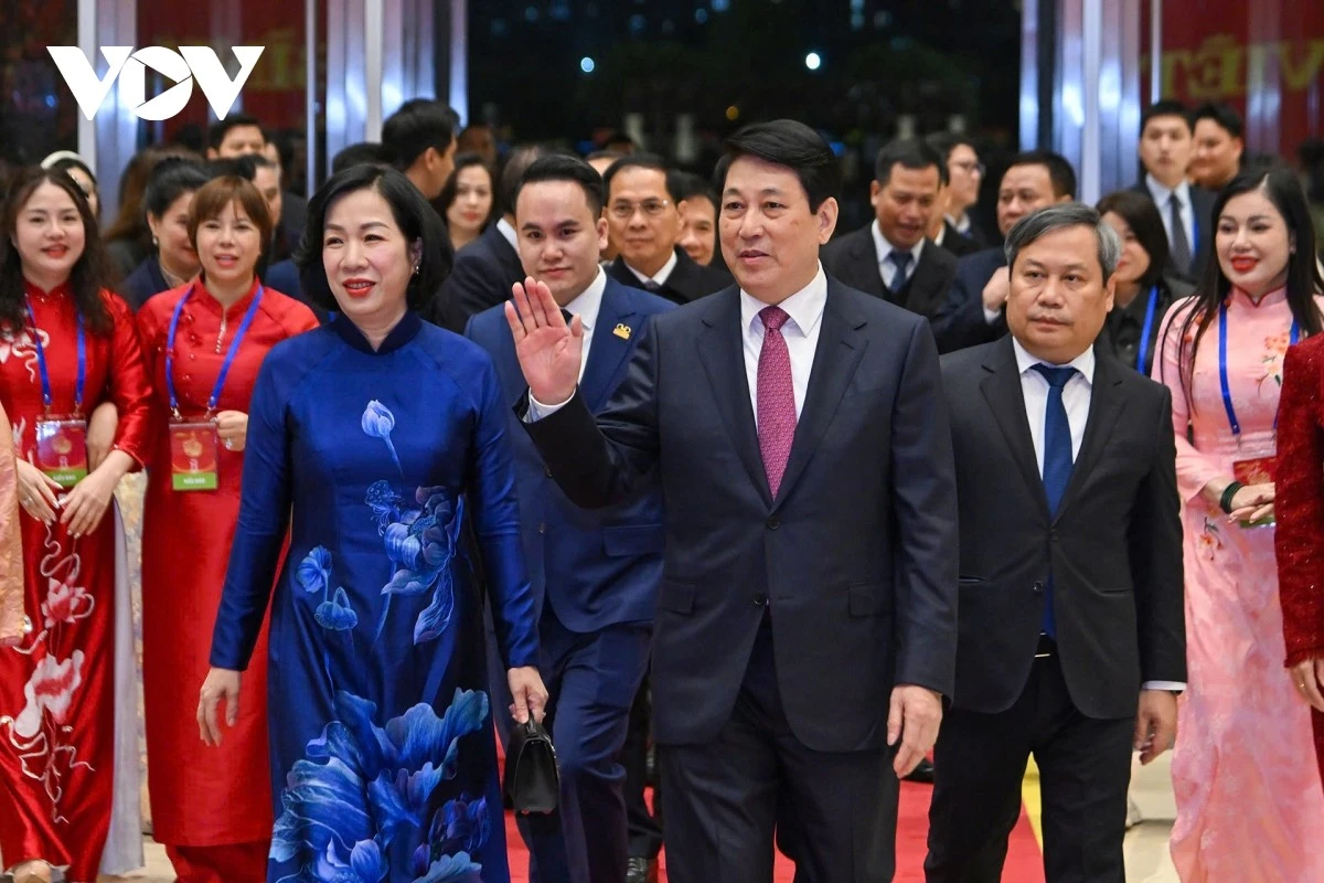 Chủ tịch nước Lương Cường và Phu nhân dự chương trình Xuân quê hương.