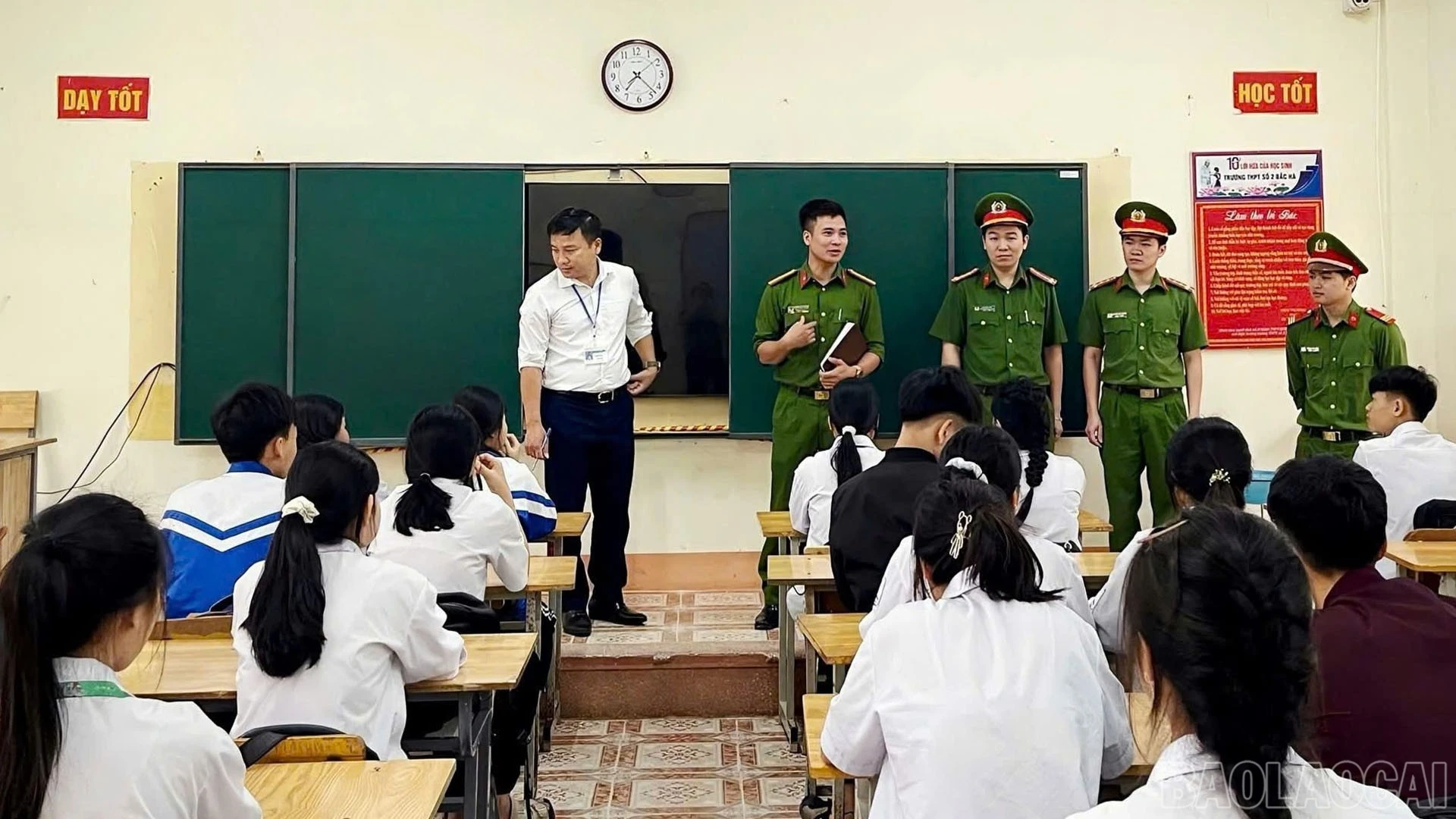 baolaocai-br_26-6-cong-an2.jpg