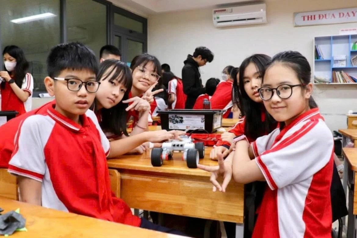 Việc tinh giản cũng phải tạo thêm thời gian cho thực hành, đọc hiểu, suy luận và trải nghiệm. Giảm cái không cần thiết để học sinh có thời gian học sâu cái cần thiết.