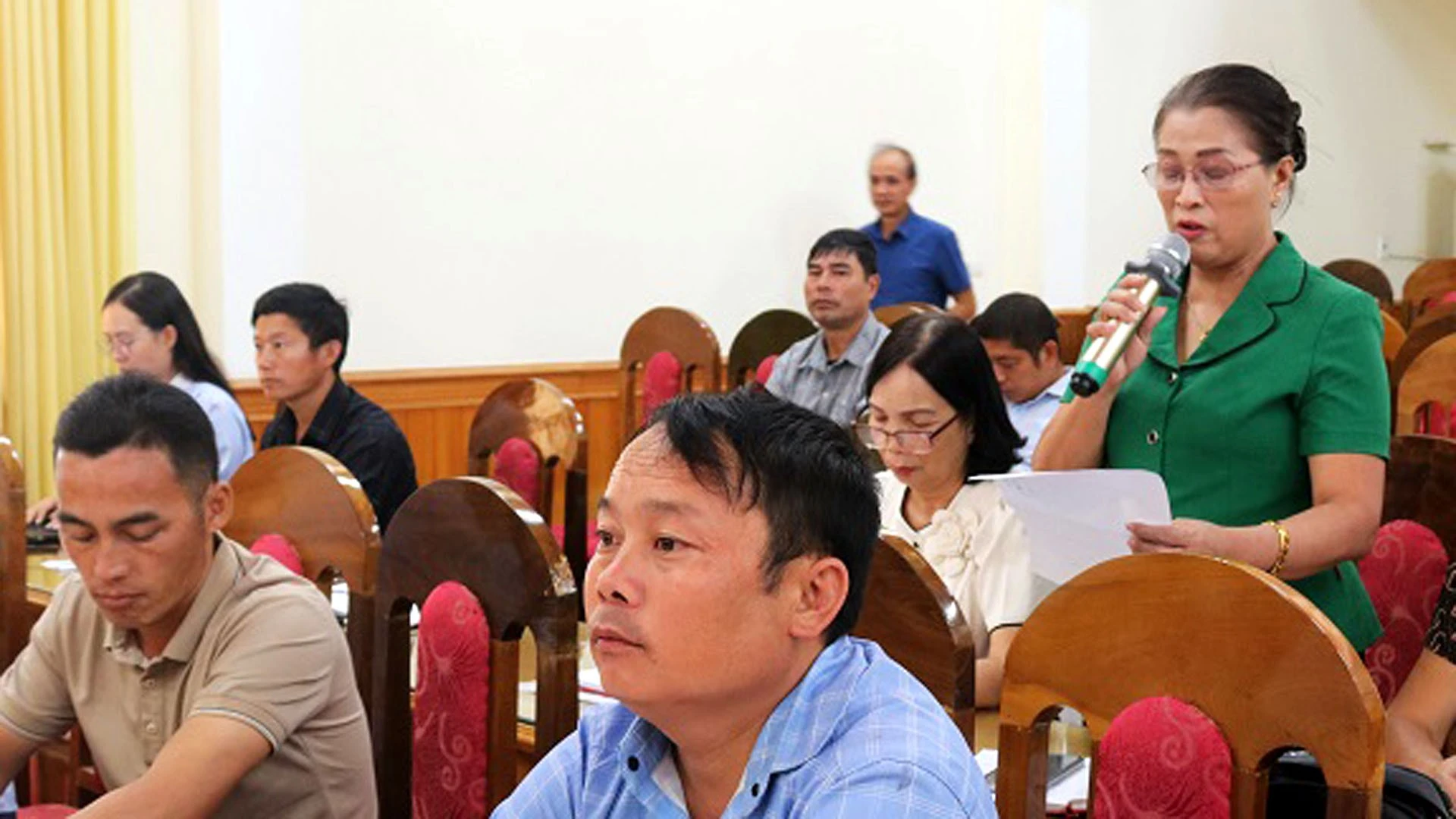 a-giao-ban-3.jpg