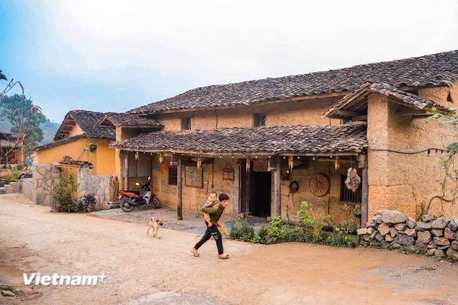 Ngôi nhà cổ.