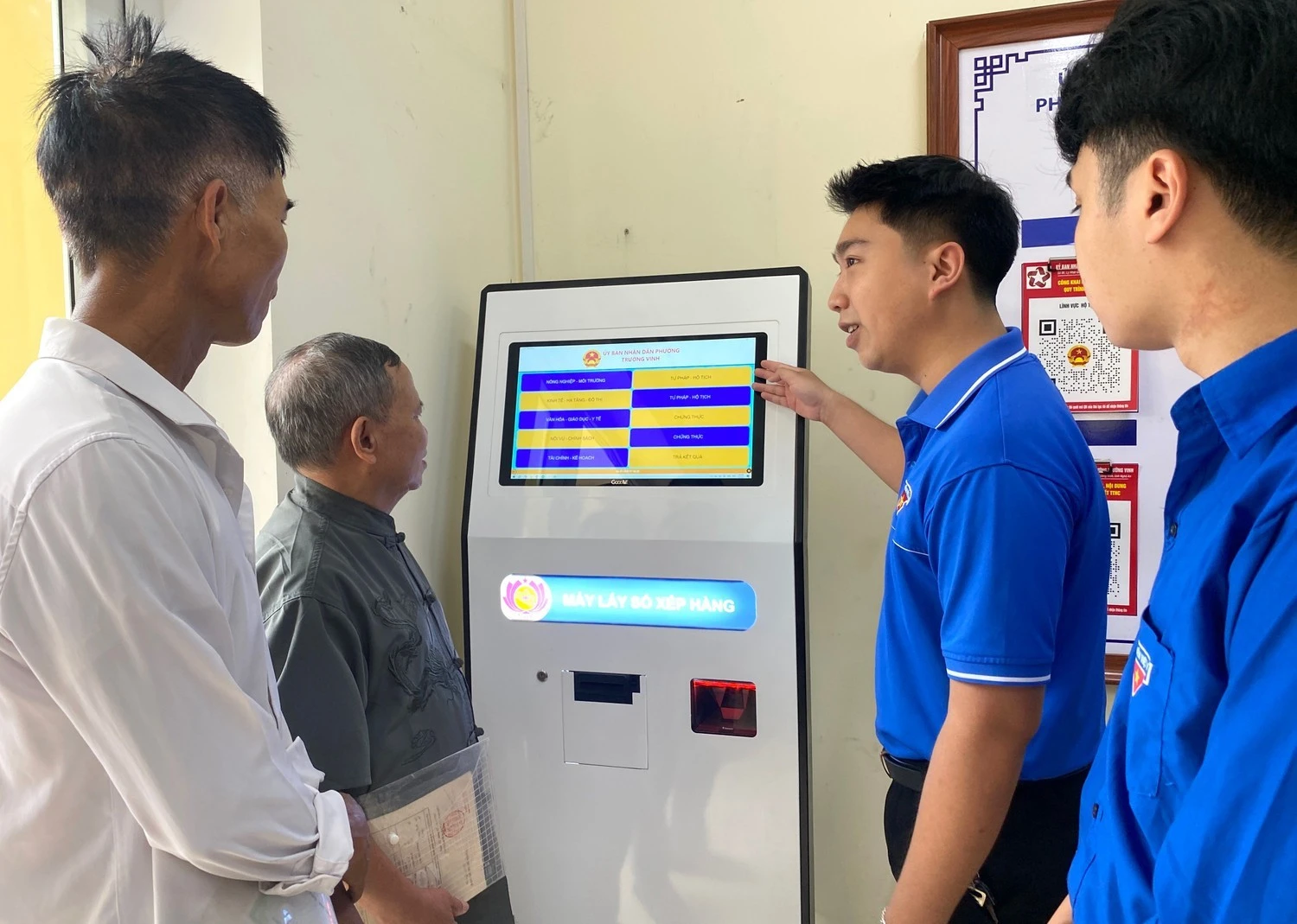 Hàng triệu đoàn viên, thanh niên với màu áo xanh tươi trẻ xung kích trên tuyến đầu phòng, chống đại dịch COVID-19; tham gia khắc phục hậu quả thiên tai, bão lũ; hỗ trợ vận hành mô hình chính quyền địa phương 2 cấp, tham gia hỗ trợ cuộc bầu cử Quốc hội và HĐND các cấp.