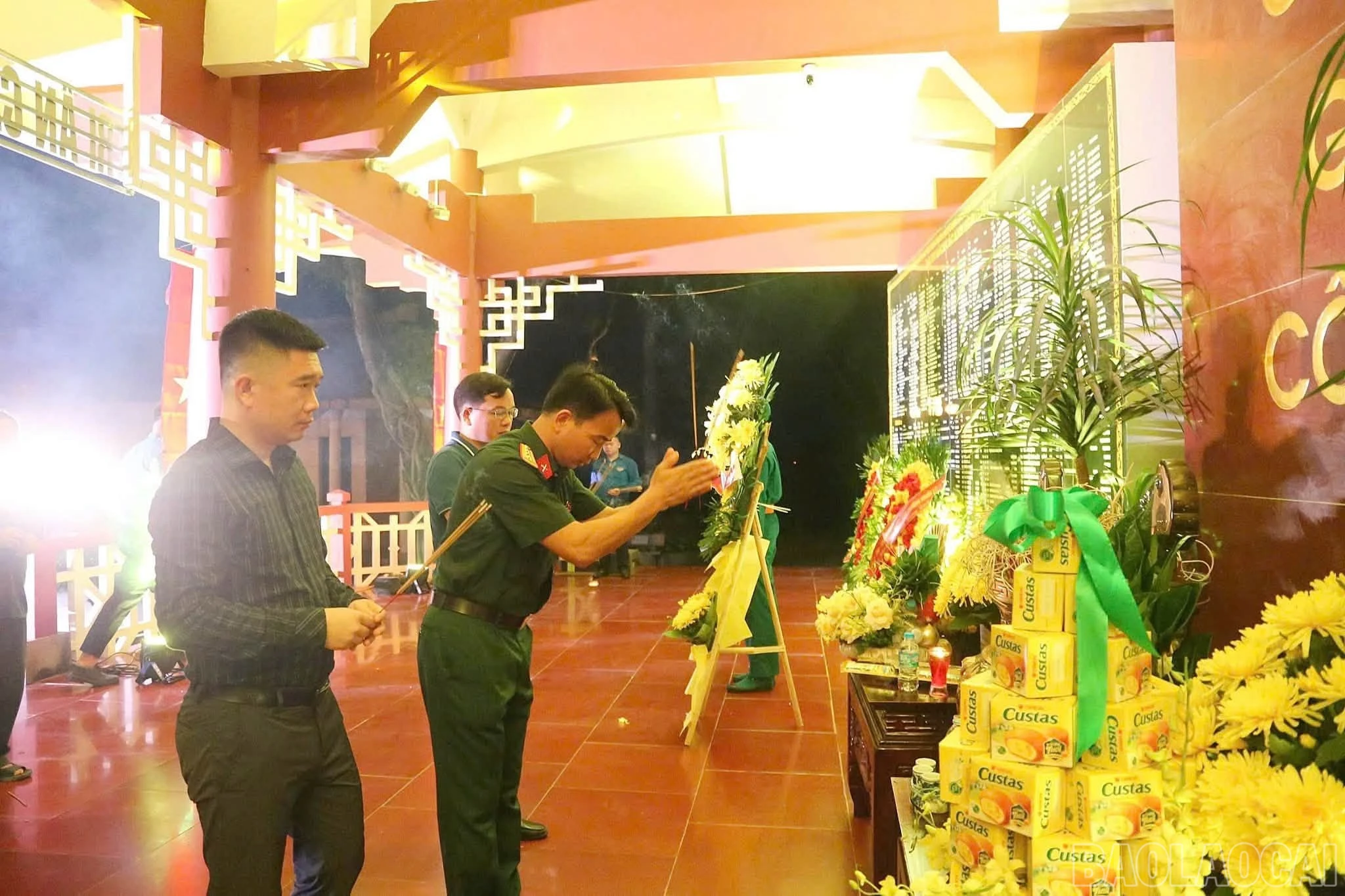baolaocai-br_doan-da-dang-huong-tuong-nho-cac-anh-hung-liet-sy.jpg
