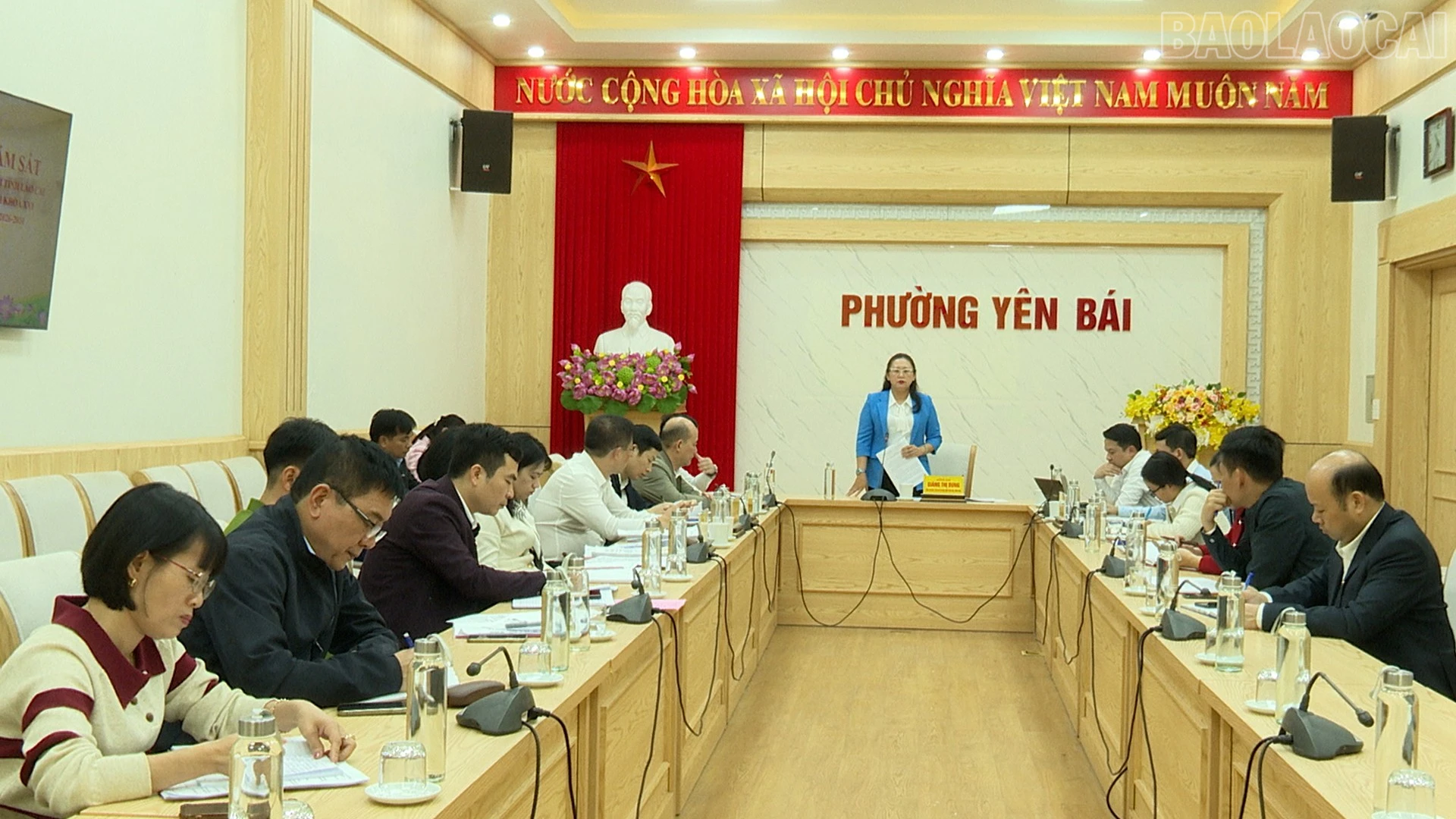 baolaocai-tr_25-12-thanhpho3.jpg