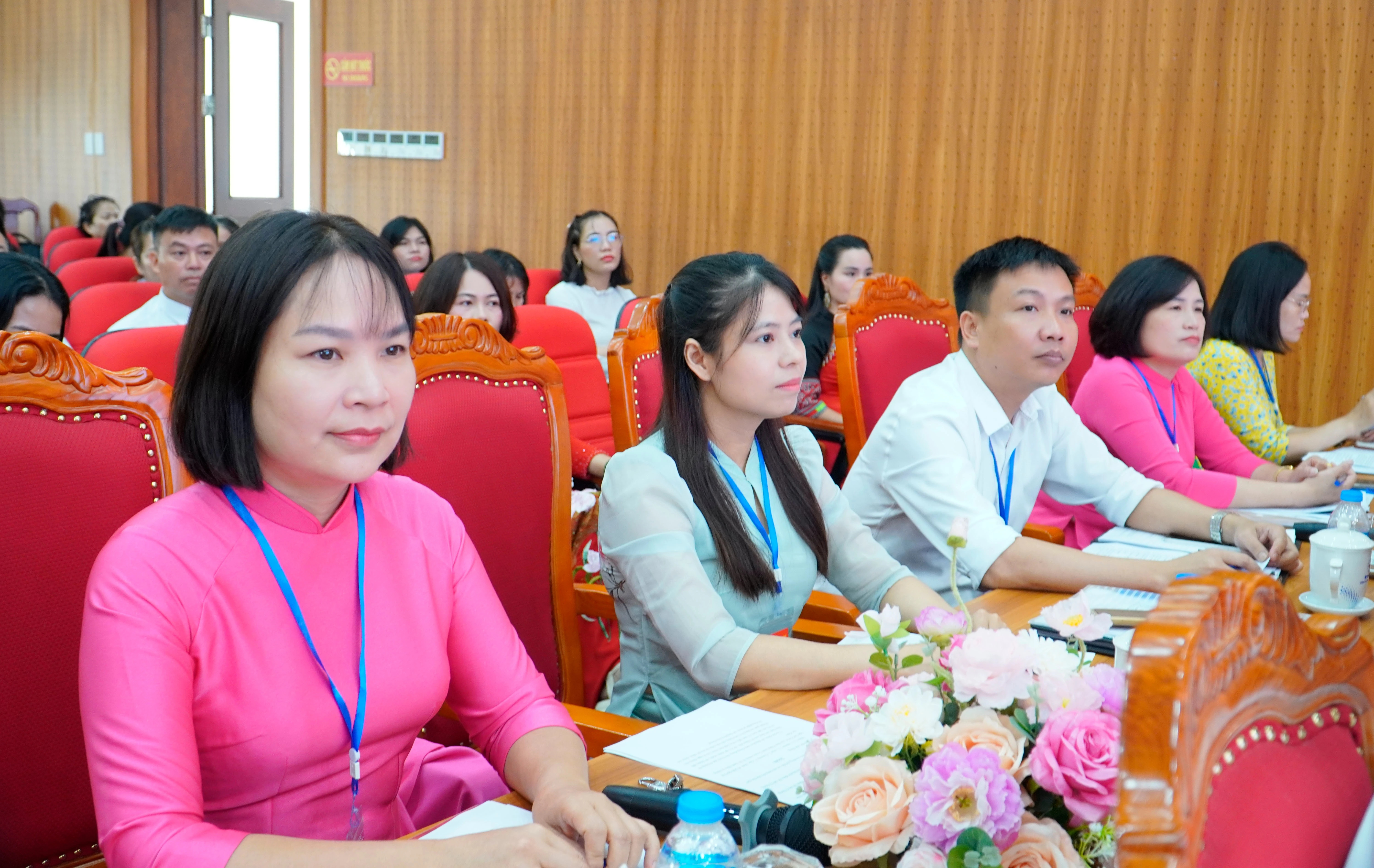 Ban giám khảo hội thi.
