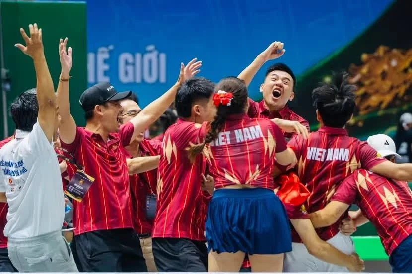 Đội tuyển pickleball Việt Nam thắng nghẹt thở Australia 4-3 tại tứ kết (Ảnh: Pickleball CAND)