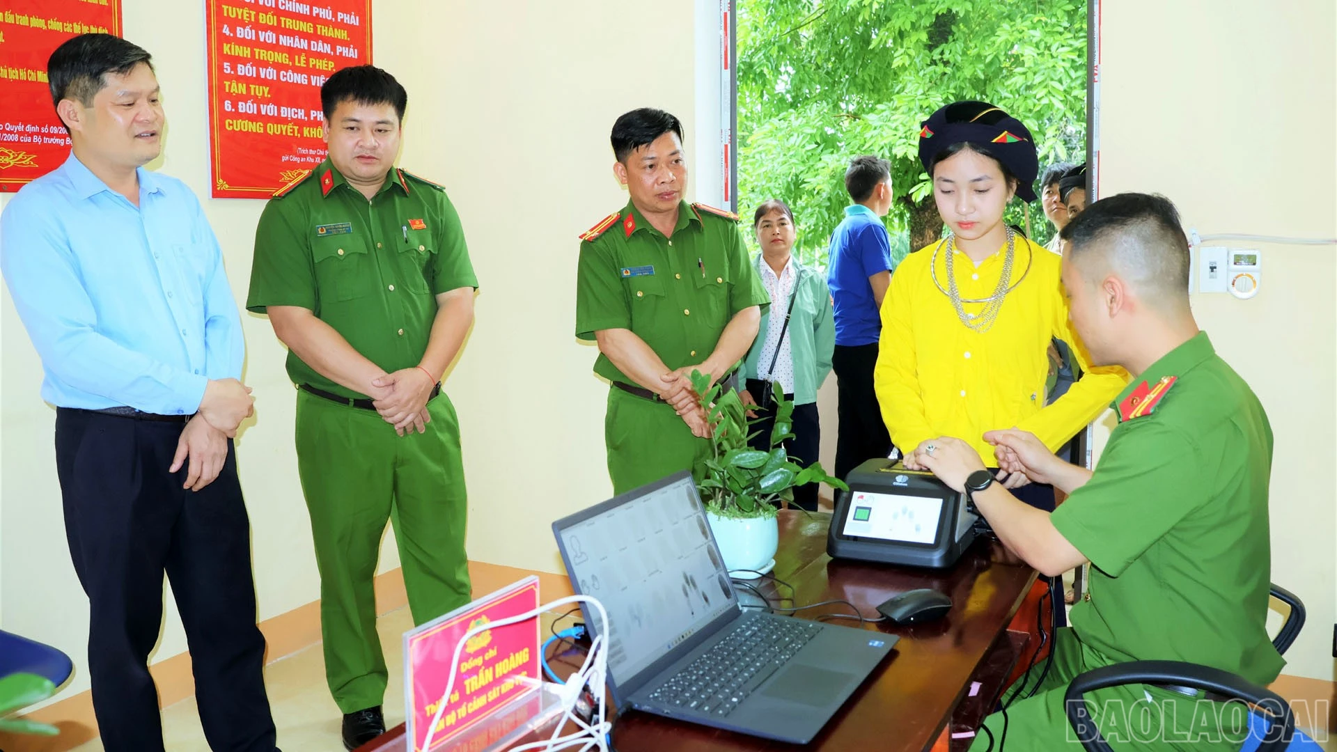 baolaocai-br_lt1-1.jpg