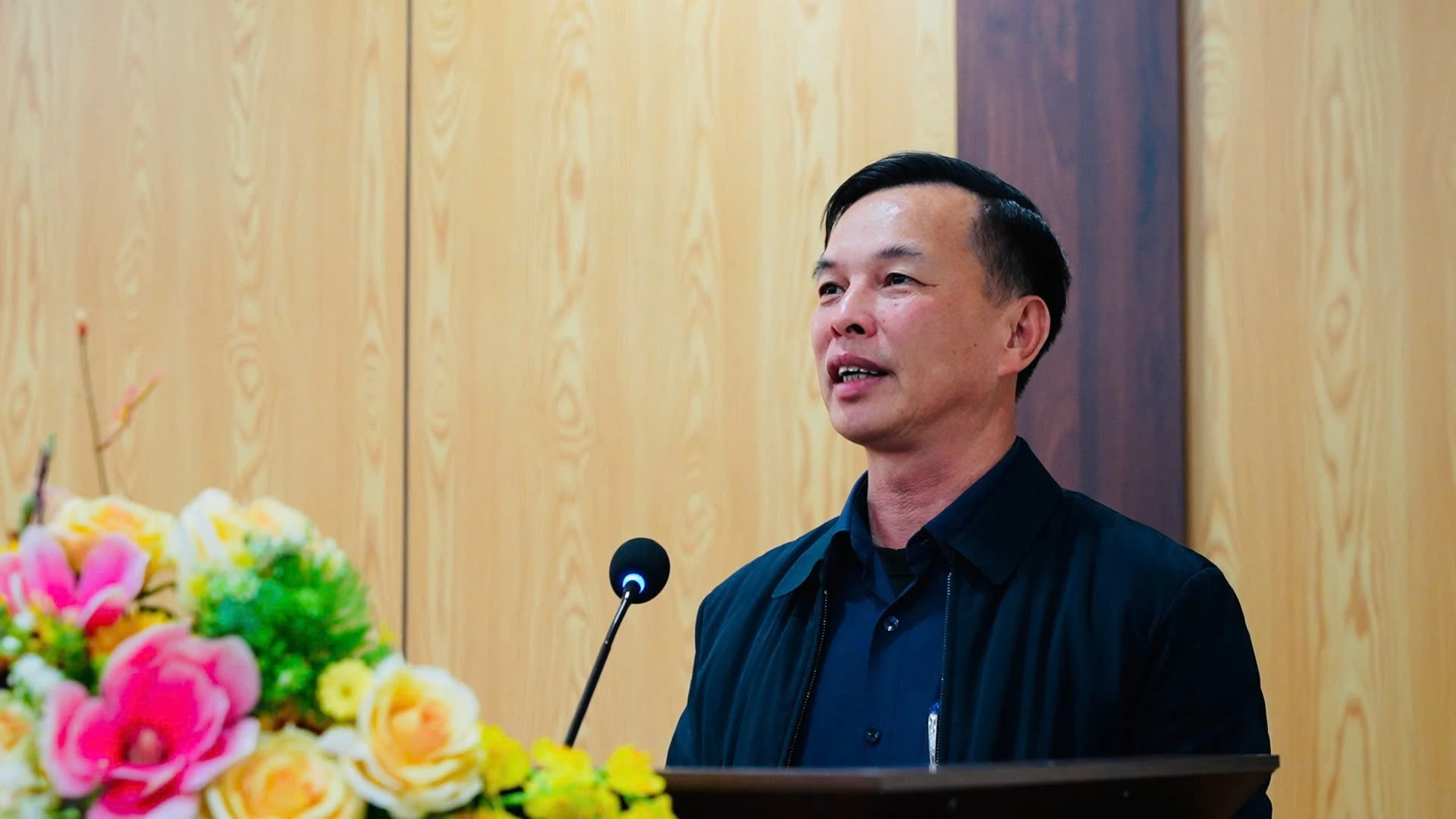 lanh-dao-huyen-bao-thang-phat-bieu-tai-le-ra-quan.jpg