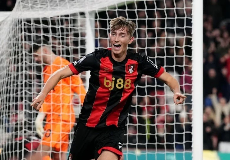 Huijsen có điều khoản giải phóng hợp đồng với Bournemouth là 50 triệu bảng. Ảnh: Getty