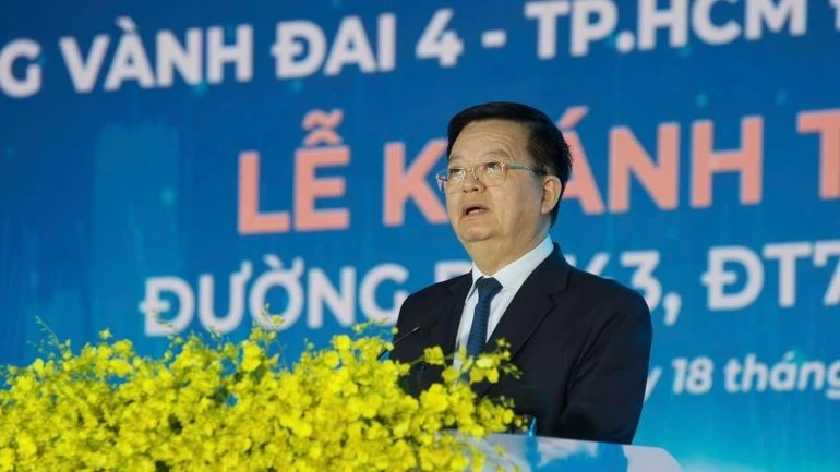Phó Thủ tướng Chính phủ Mai Văn Chính phát biểu ý kiến tại buổi lễ.