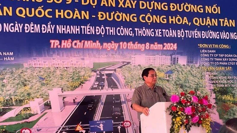 thu-tuong-phat-bieu-le-thong-xe-ham-chui-10-8-7129-4086.jpg