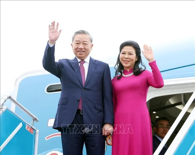 Tổng Bí thư Tô Lâm và Phu nhân rời Hà Nội, lên đường thăm Indonesia, Ban Thư ký ASEAN và Singapore. Ảnh: Thống Nhất/TTXVN