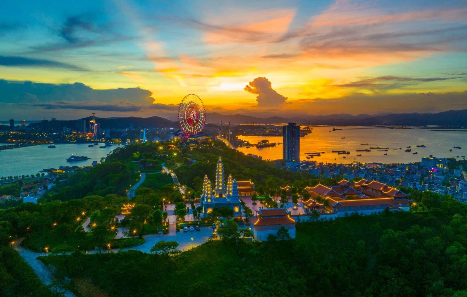 Tạp chí danh tiếng của Mỹ lựa chọn Hạ Long là điểm đến dành cho người tuổi Tý.