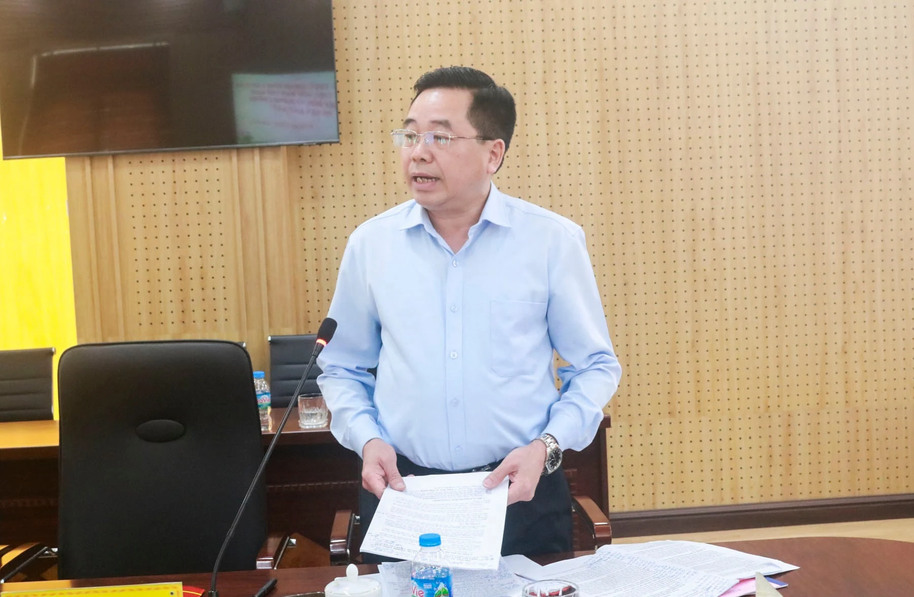 dai-dien-lanh-dao-so-noi-vu-phat-bieu-tai-buoi-lam-viec.jpg