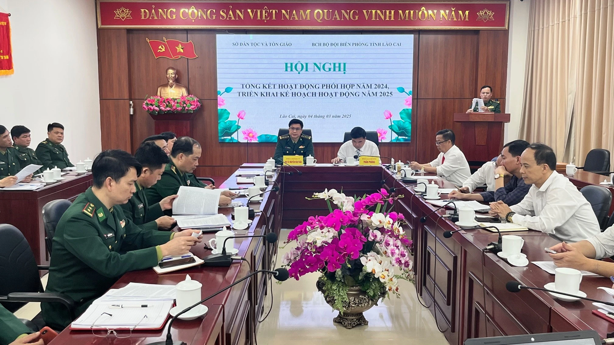so-dan-toc-va-ton-giao-voi-bo-chi-huy-bdbp-lao-cai-tiep-tuc-tang-cuong-cong-tac-phoi-hop-nam-2025.jpg