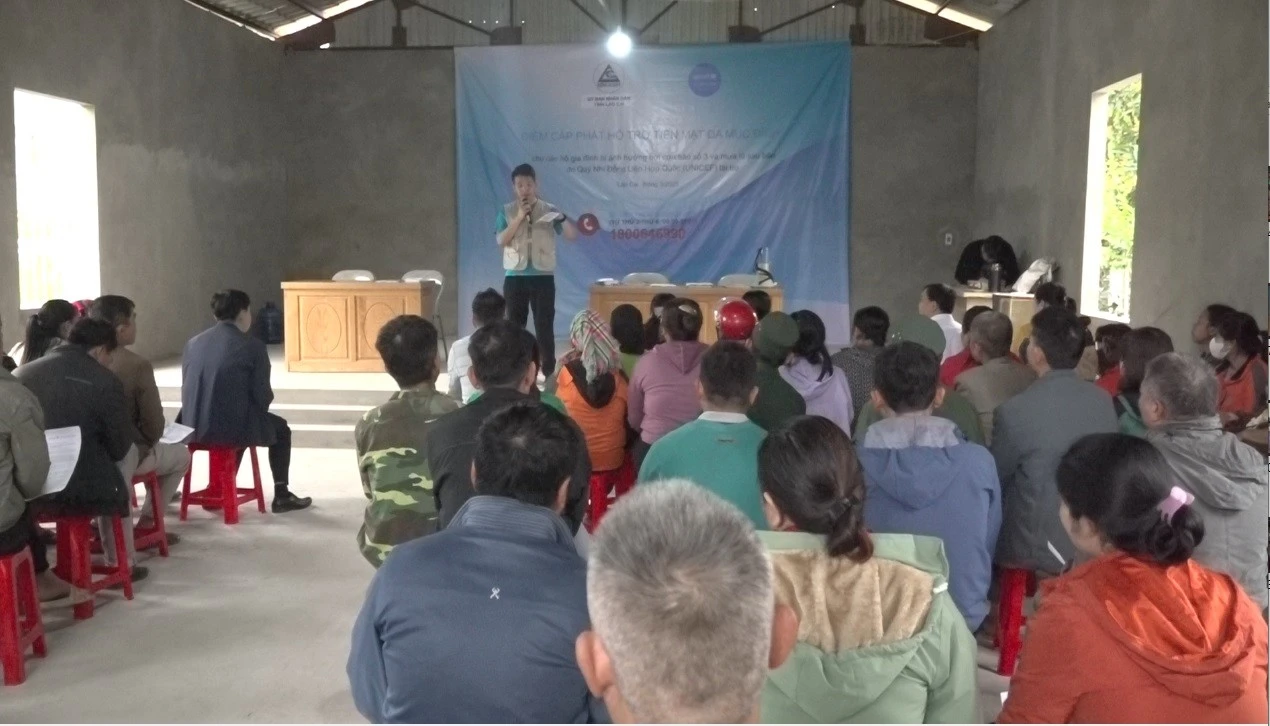 quang-canh-buoi-le.jpg