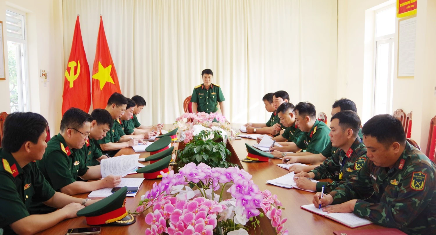 quang-canhr.jpg