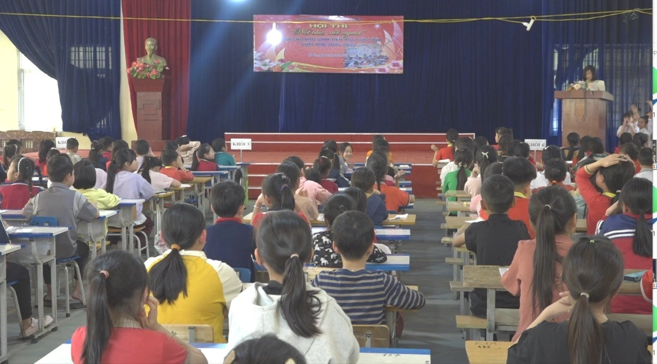 quang-canh-hoi-thi-6904.jpg