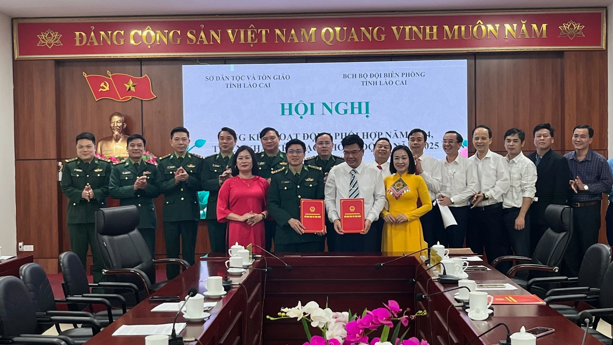 ky-ket-chuong-trinh-phoi-hop-nam-2025.jpg