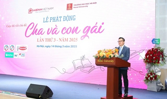 Ông Lê Quốc Minh - Ủy viên Trung ương Đảng, Tổng Biên tập Báo Nhân Dân, Phó Trưởng Ban Tuyên giáo và Dân vận Trung ương, Chủ tịch Hội nhà báo Việt Nam chia sẻ tại lễ phát động.